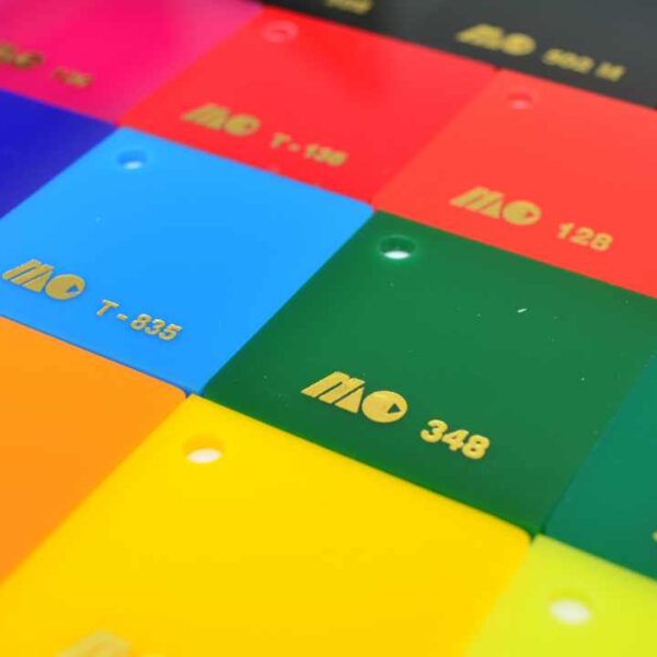 MC® Cast Acrylic Sheet – Solid color